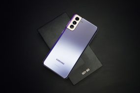 Samsung Galaxy S25 smartphone nuevo